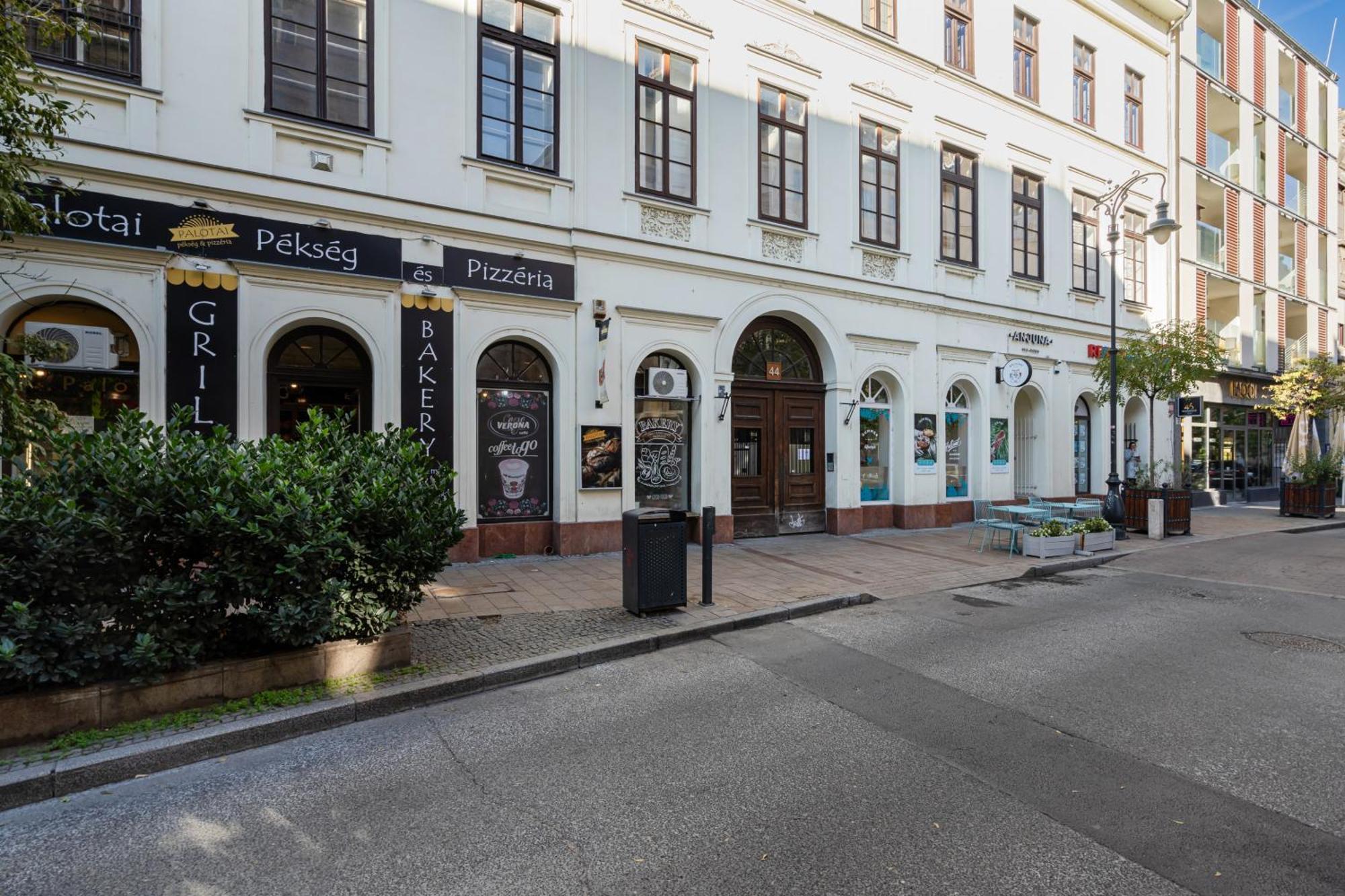 Kiraly 44 Luxury Apartment With Free Parking 부다페스트 외부 사진
