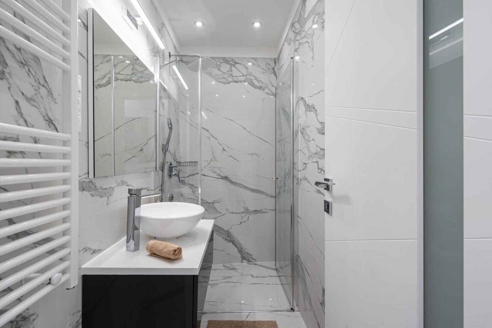 Kiraly 44 Luxury Apartment With Free Parking 부다페스트 외부 사진