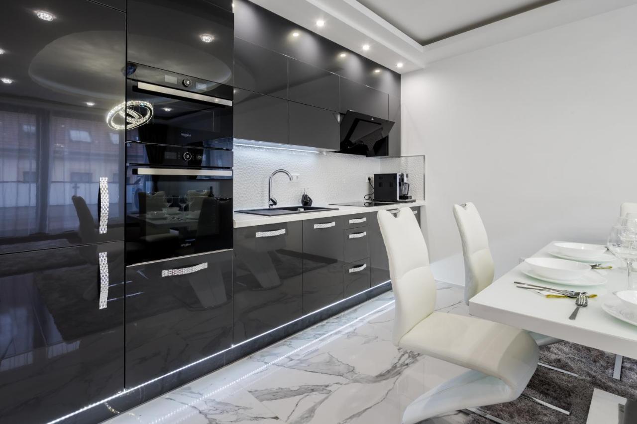 Kiraly 44 Luxury Apartment With Free Parking 부다페스트 외부 사진